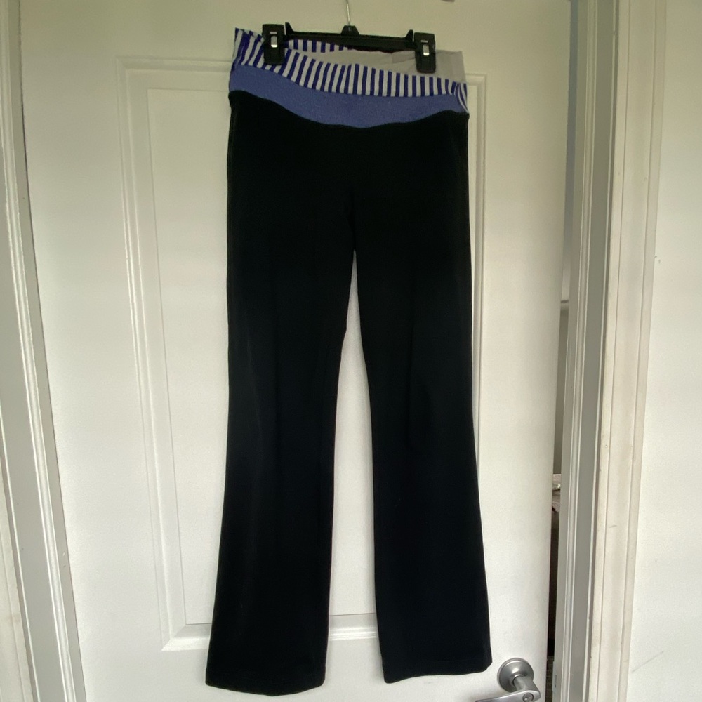 lululemon yoga pants